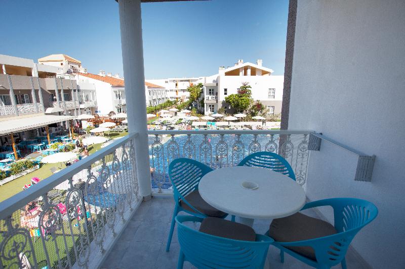 Апартаменты 1 Спальня Вид на Бассейн, Coral Compostela Beach Golf
