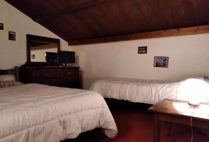 标准三人间, Albergo Martinet
