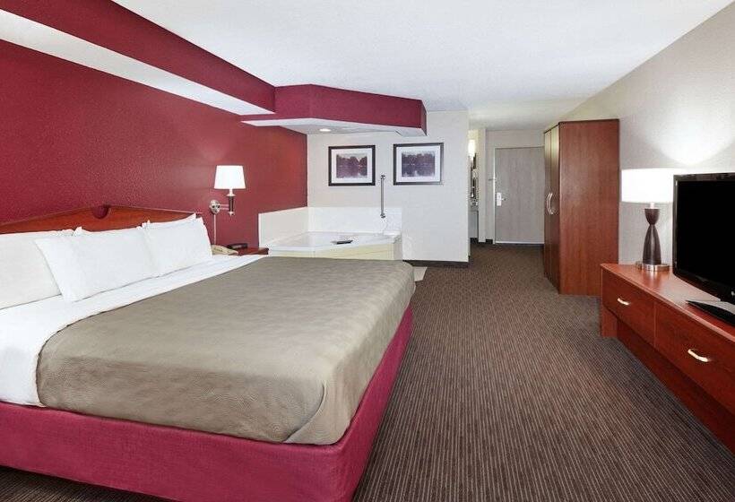 Люкс Повышенной Комфортности, Americinn By Wyndham Douglas/saugatuck