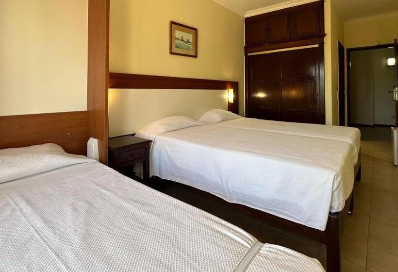 Triple Room Sea View, Avenida Praia