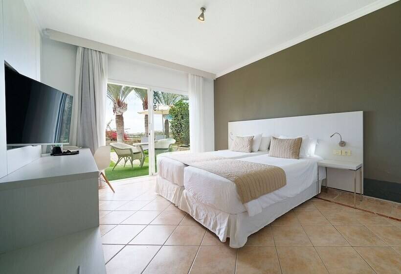 Номер Стандарт Вид на Гольф, Bull Vital Suites & Spa Boutique Hotel - Adults Only