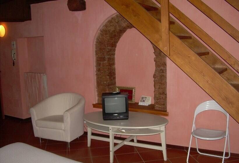 Четырехместный Номер Стандарт, Piccolo Hotel Olina
