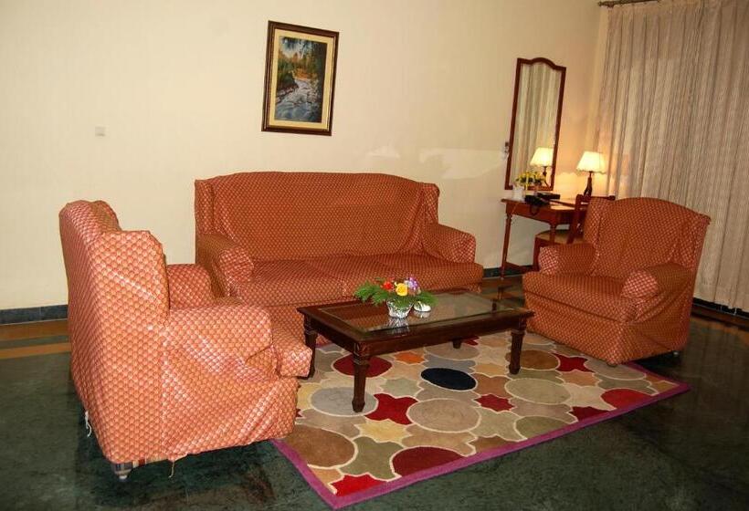 سوییت, The Royal Residency