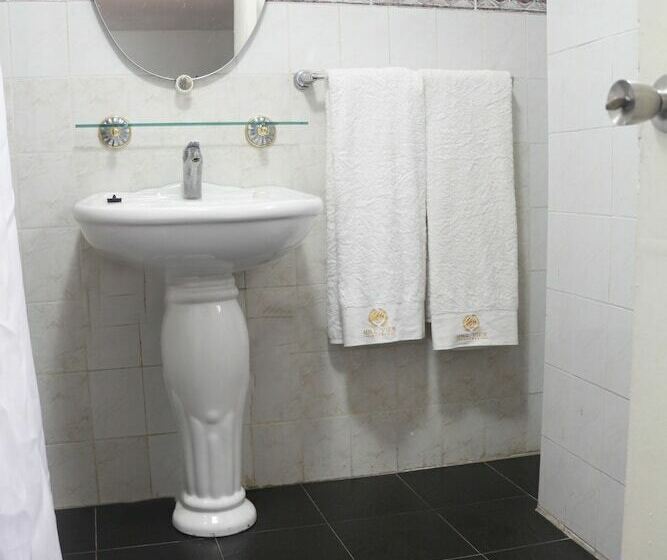 Номер Стандарт, Hill View Hotel Mccarthy Hills