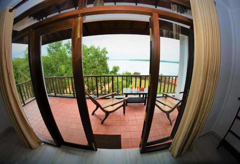 Номер Стандарт Вид на Озеро, Ashansa Lagoon Resort