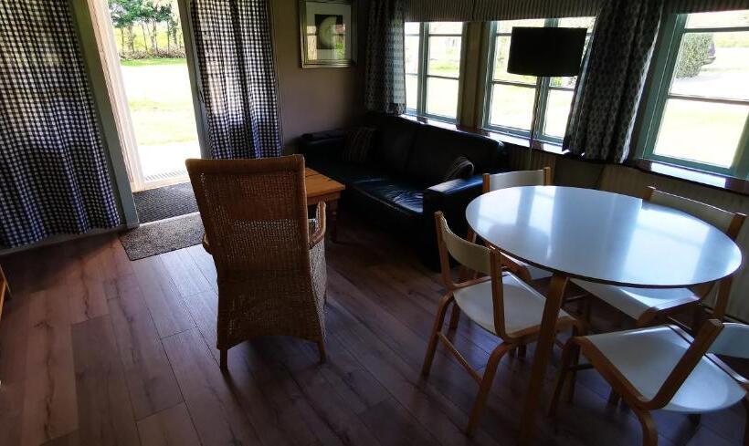 Хижина, Bed & Breakfast Prins Hendrik