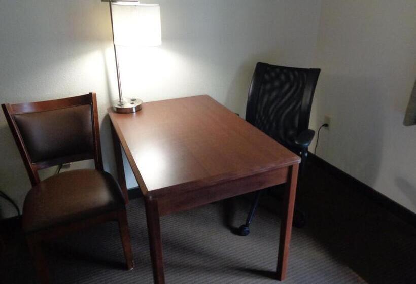 Стандартный Номер Кровать Кинг, Americinn By Wyndham Grand Rapids