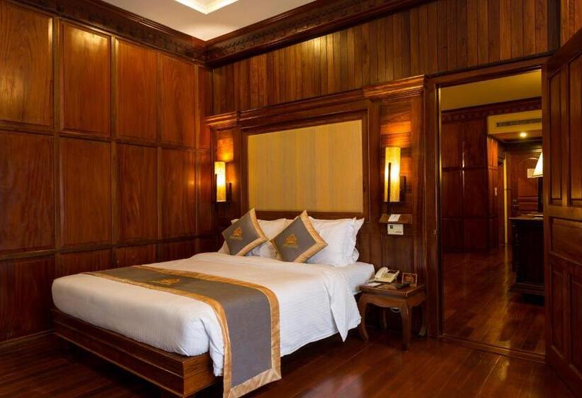豪华家庭房间, Empress Angkor Resort & Spa