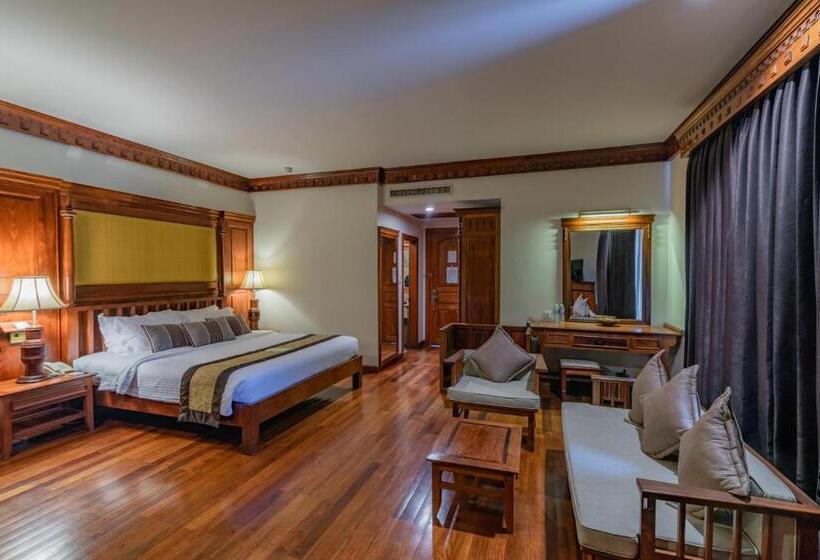 带花园景观的标准工作室, Empress Angkor Resort & Spa