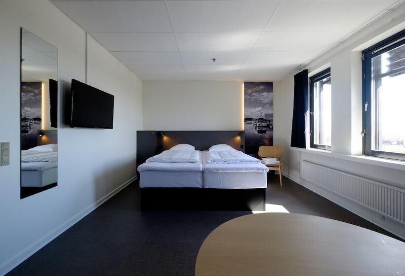 家庭间, Four Points Flex by Sheraton Ishoj