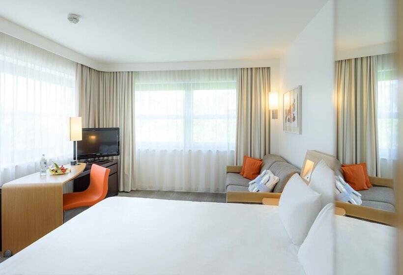 Номер Executive, Novotel Aachen City