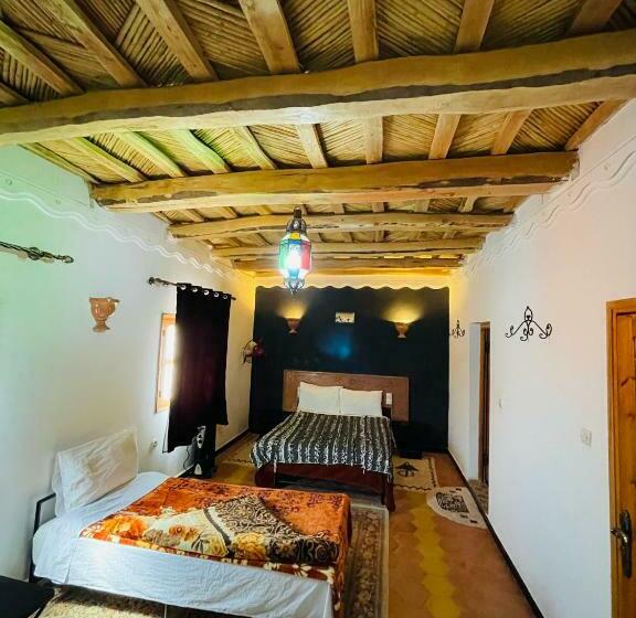 Четырехместный Номер Стандарт, Hiking Nomads Guesthouse