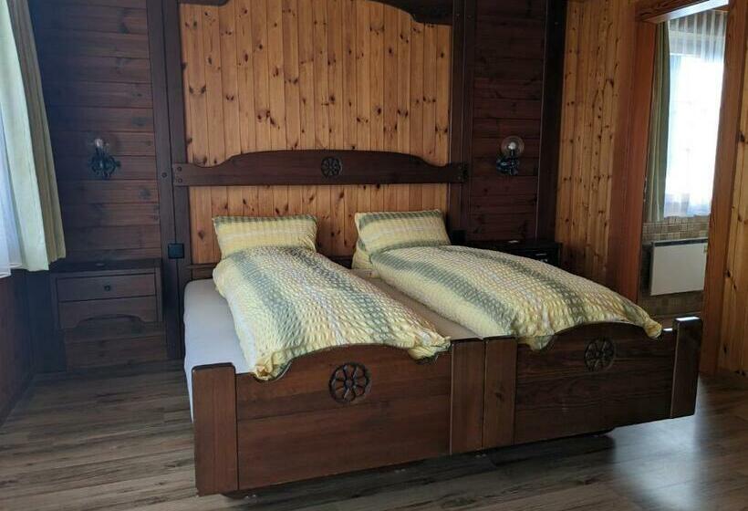 Номер Стандарт, Jägerheim