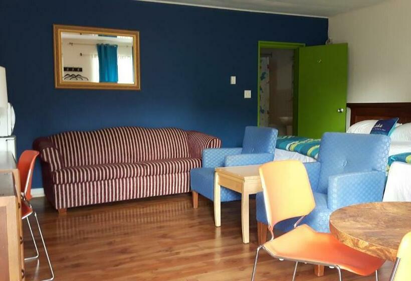 Семейный Номер, All Tucked Inn