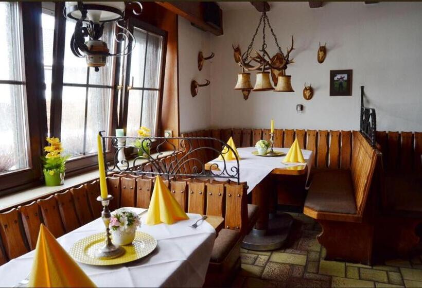 Номер Стандарт с Балконом, Erlebnislokal Lammersdorfer Hof