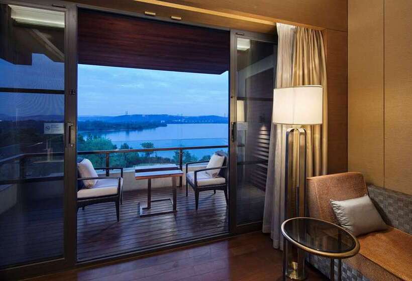 اتاق لوکس, Hilton Mauritius Resort & Spa