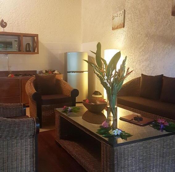 ویلای 2 خوابه, Paradise Cove Resort