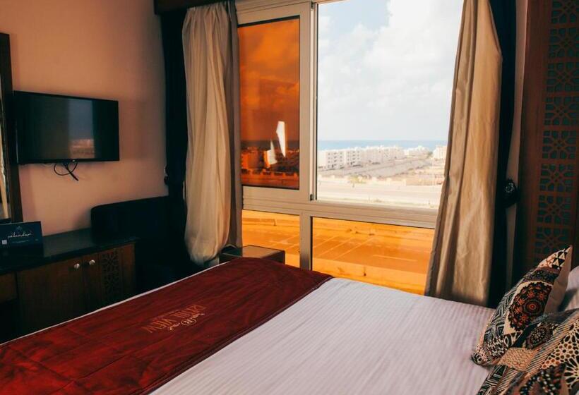 اتاق اساندارد با چشم‌انداز جانبی به دریا, Retal View North Coast Aqua Park