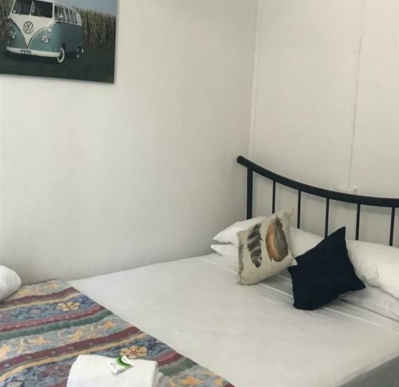 Номер Стандарт, Tin Can Bay Budget Accommodation