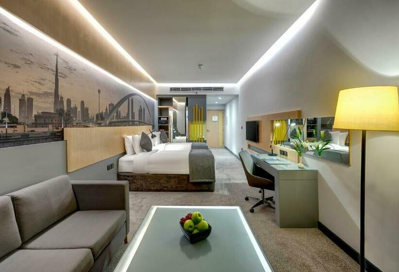 标准间, Urban Al Khoory