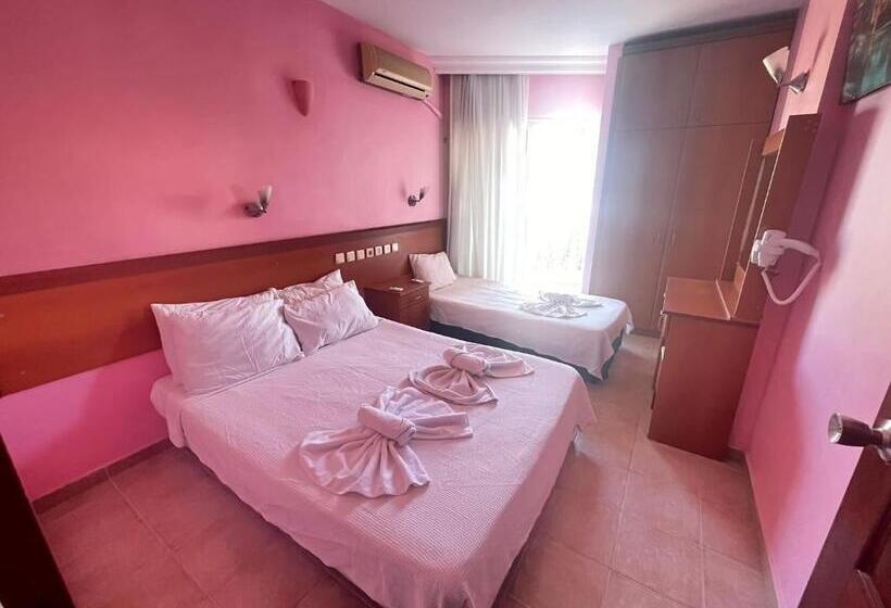آپارتمان 1 خوابه با چشم‌انداز دریا, Holiday Apart 50 Meters To Beach, Sea View Apartments