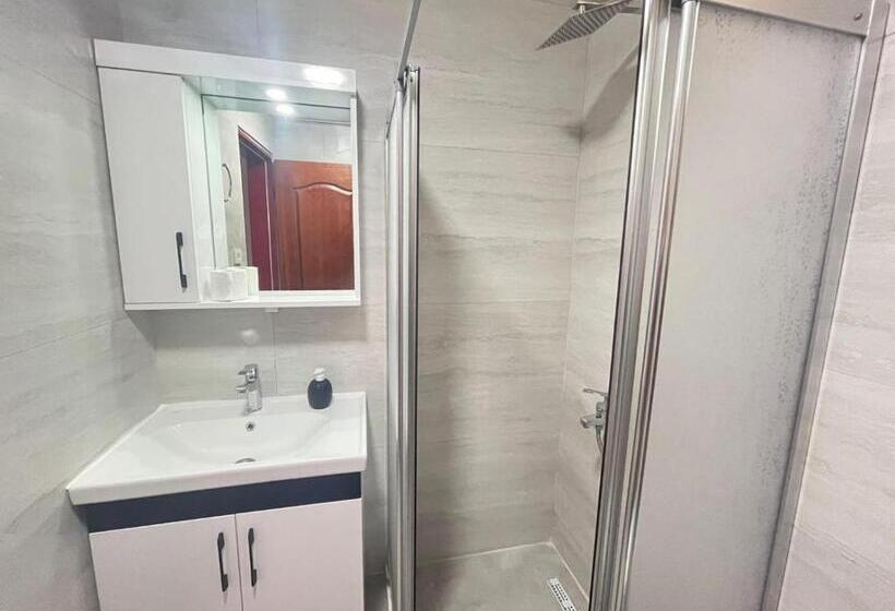 آپارتمان 1 خوابه با چشم‌انداز دریا, Holiday Apart 50 Meters To Beach, Sea View Apartments