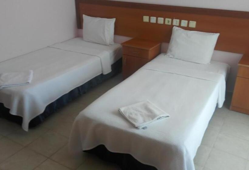 آپارتمان 1 خوابه با بالکن, Holiday Apart 50 Meters To Beach, Sea View Apartments