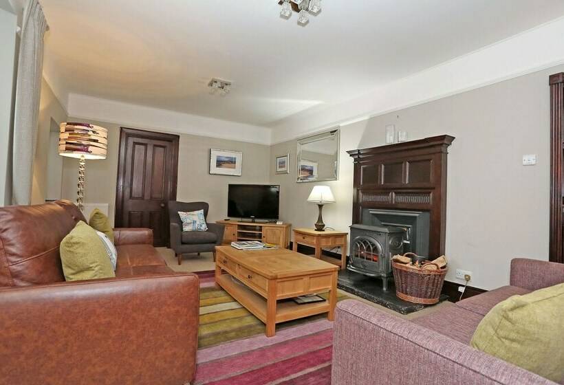 Дом 3 Спальни, Aberdeen Lighthouse Cottages