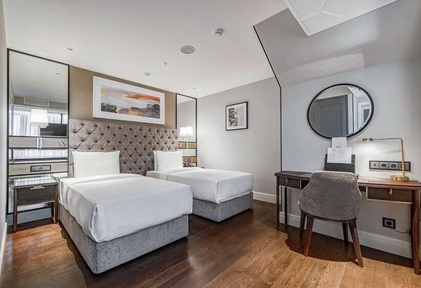 Люкс, Chekhoff Hotel Moscow Curio Collection By Hilton