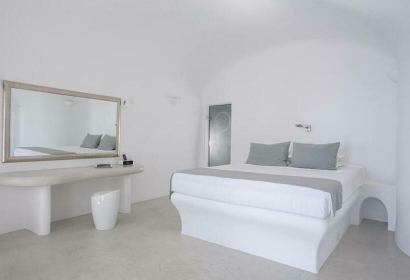 套房配有游泳池, Pegasus Suites & Spa