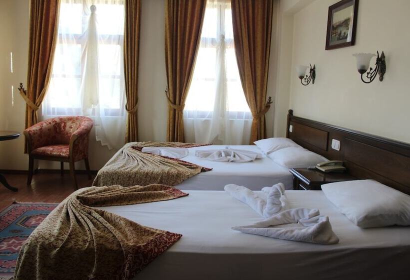 اتاق استاندارد چهار تخته, Reutlingenhof Boutique Hotel   Special Class