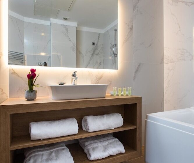 سوییت جونیور, Egnatia Palace Hotel & Spa