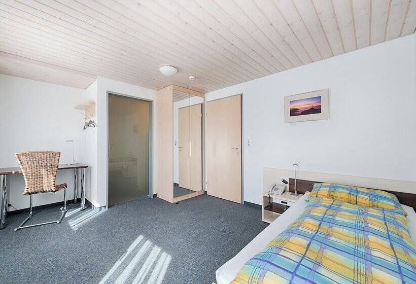 اتاق استاندارد یک تخته با بالکن, Ferien  Und Familienhotel Alpina Adelboden