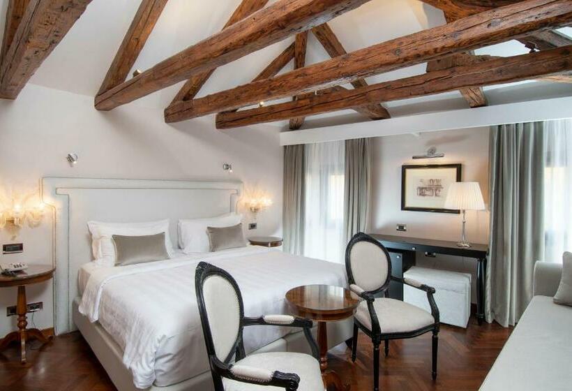 اتاق استاندارد سه نفره, Casa Verardo Residenza D Epoca