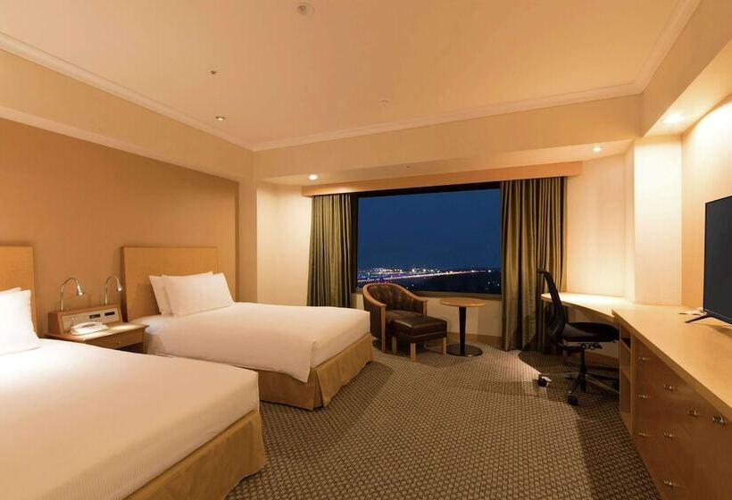 Номер Deluxe, Hilton Tokyo Narita Airport