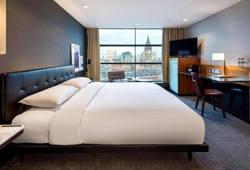 Номер Премиум, The Edwardian Manchester A Radisson Collection