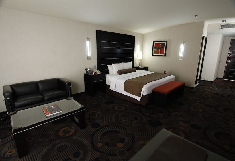 ジュニアスイート, Crowne Plaza Toluca   Lancaster, An Ihg
