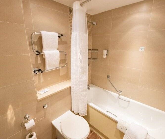 스탠다드 룸, Holiday Inn Newport, An Ihg