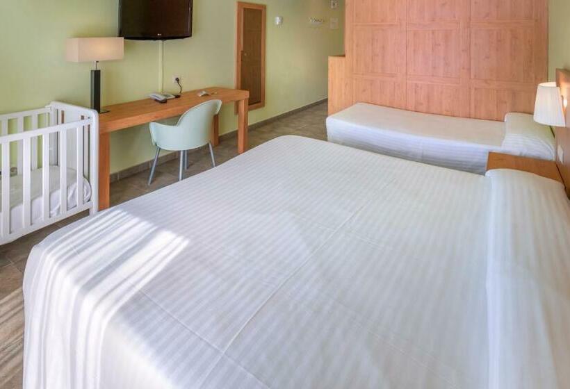 스탠다드 트리플 룸, Vilar Rural De Sant Hilari Sacalm By Serhs Hotels
