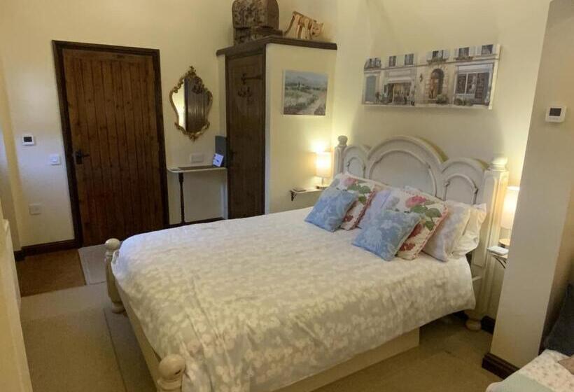 Четырехместный Номер Deluxe, Hunt House Quarters