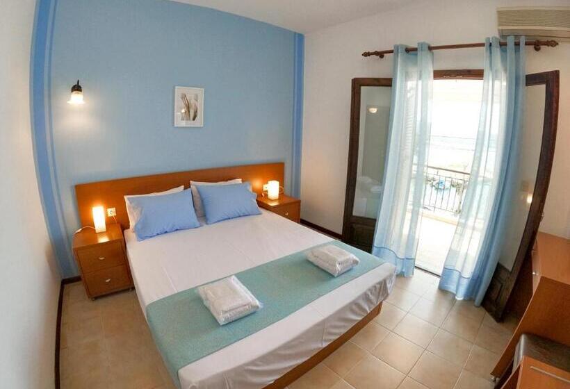Номер Стандарт Вид на Море, Gyalos Beach Front