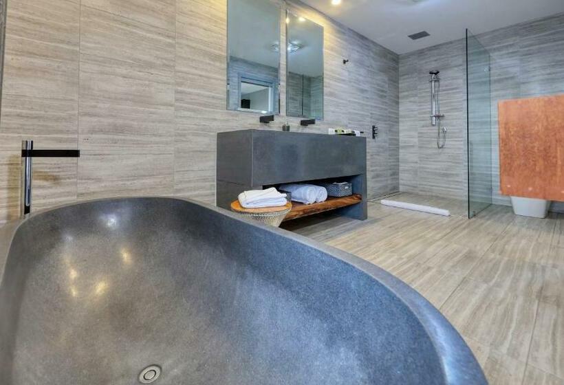 Люкс Deluxe Кровать Кинг, Blue Jacket Motel