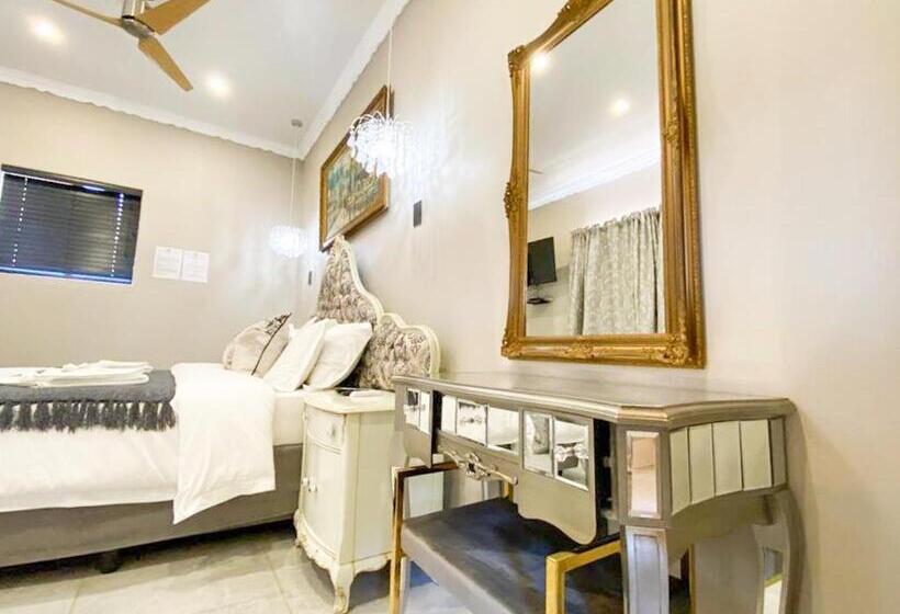 스탠다드 룸 킹사이즈 침대, Le Grant Guesthhouse