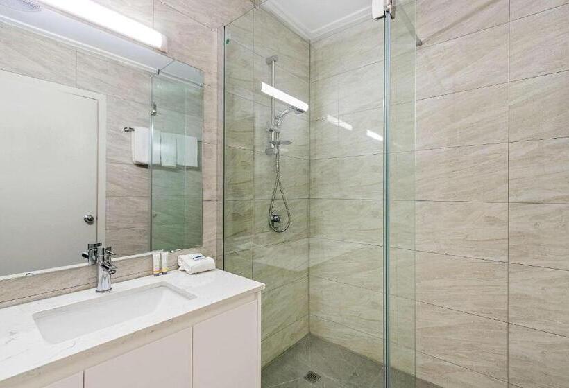 Апартаменты 1 Спальня, Knox International Hotel And Apartments