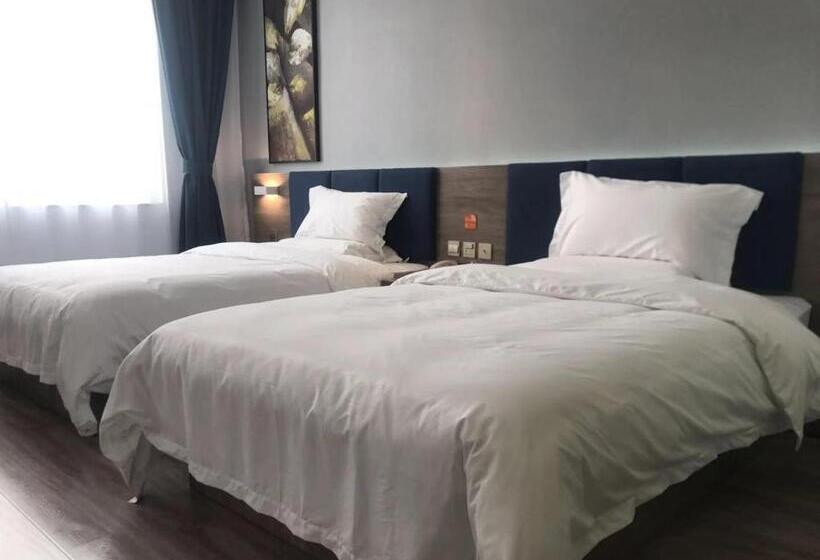 Номер Superior, 7days Premium Zibo Zhoucun Zhoulong Road Furniture Market Branch
