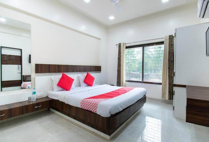 豪华三人间, Oyo 44187  Hari Vitthala Palace