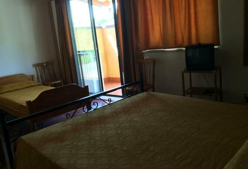 四人标准间, B&b Domus Candida