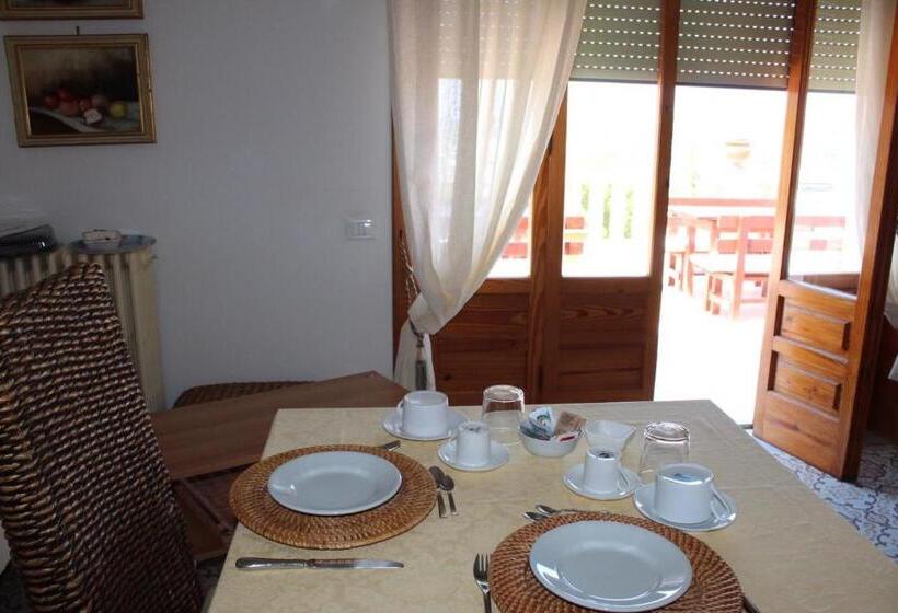 Номер Стандарт Трехместный, Villa Pedaci B&b