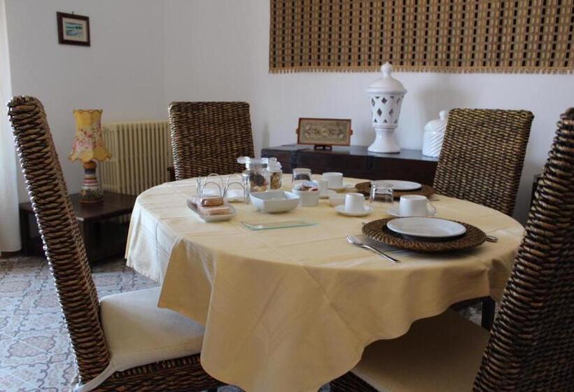 Четырехместный Номер Стандарт, Villa Pedaci B&b