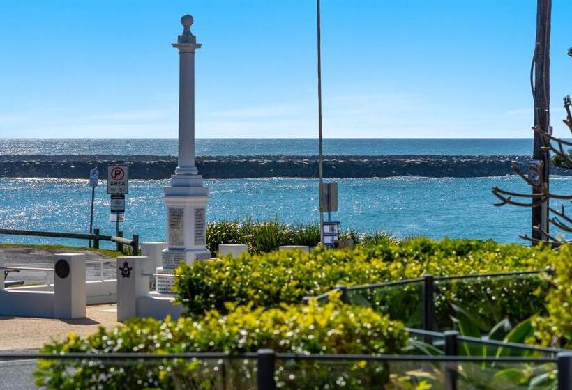 Апартаменты 3 Спальни Вид на Море, The Cove Yamba
